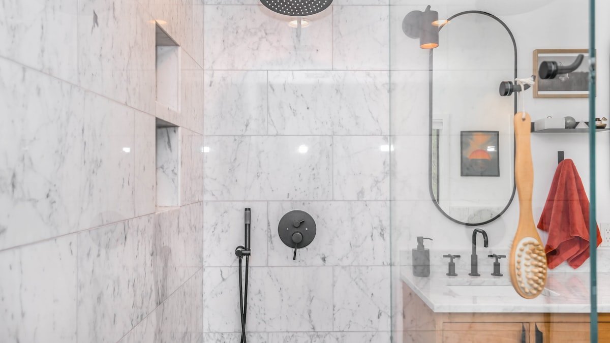 La douche à l&rsquo;italienne : élégance et confort au quotidien