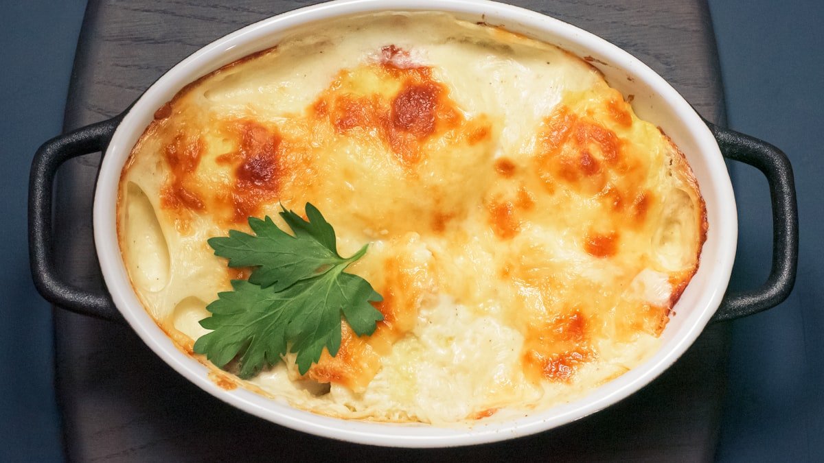 Entrées chaudes conviviales : gratins, feuilletés et petits plats