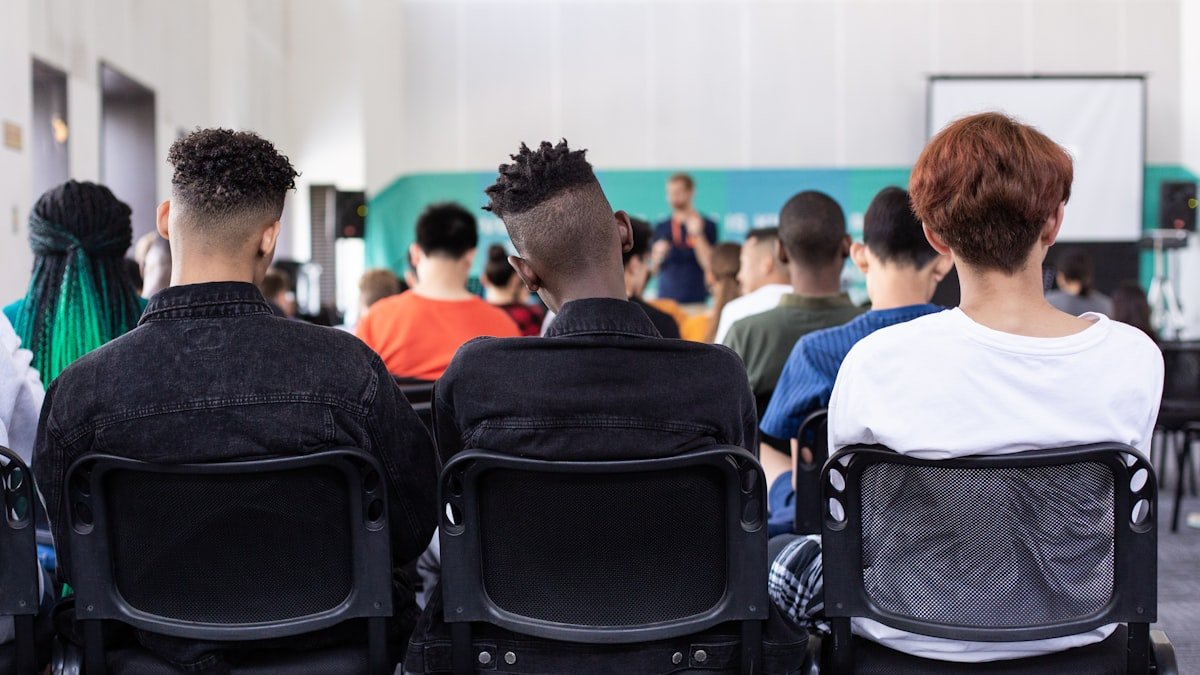 Rentrée en première : bac de français, spécialités et montée en exigence