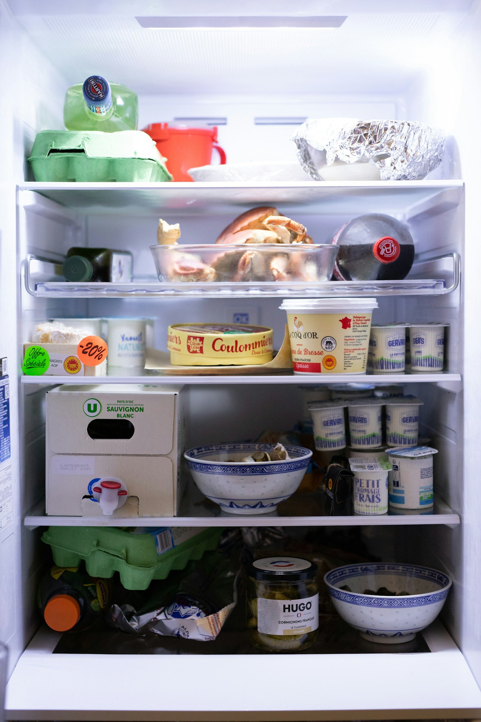À quelle fréquence nettoyer son réfrigérateur ? Le bon rythme pour une cuisine saine