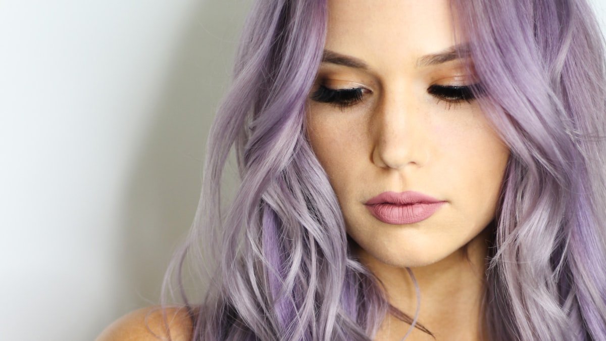 Cheveux longs : la routine complète pour les garder forts, brillants et en bonne santé
