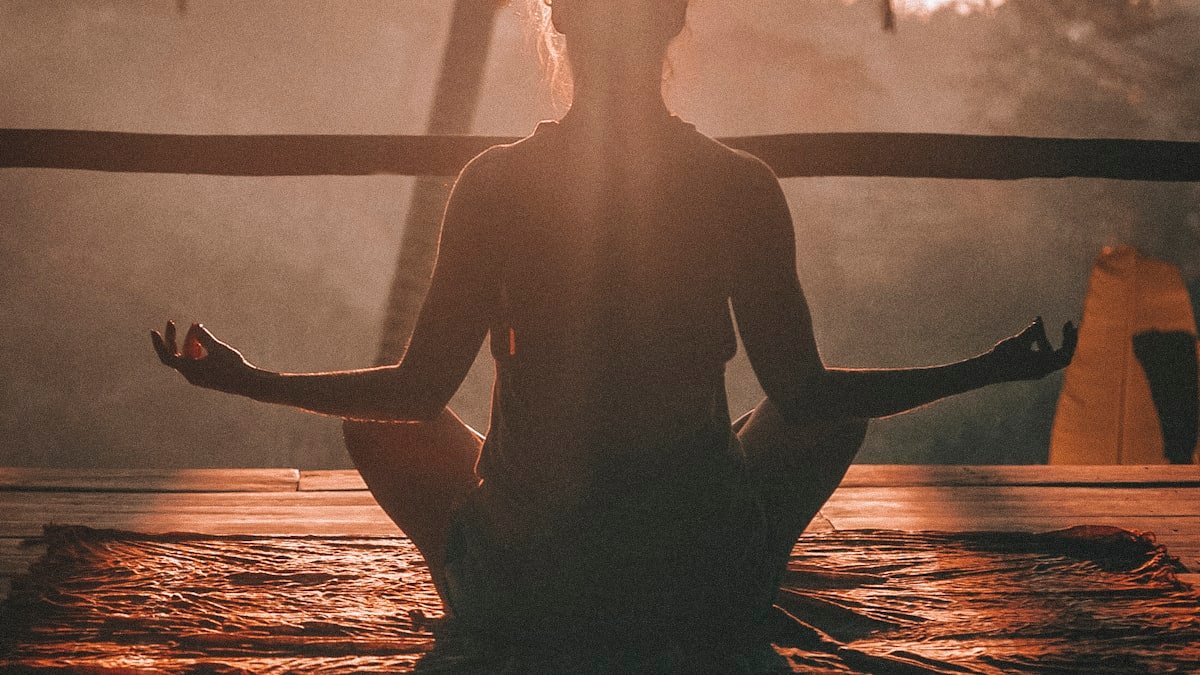 Débuter la méditation : comment commencer simplement pour apaiser le mental