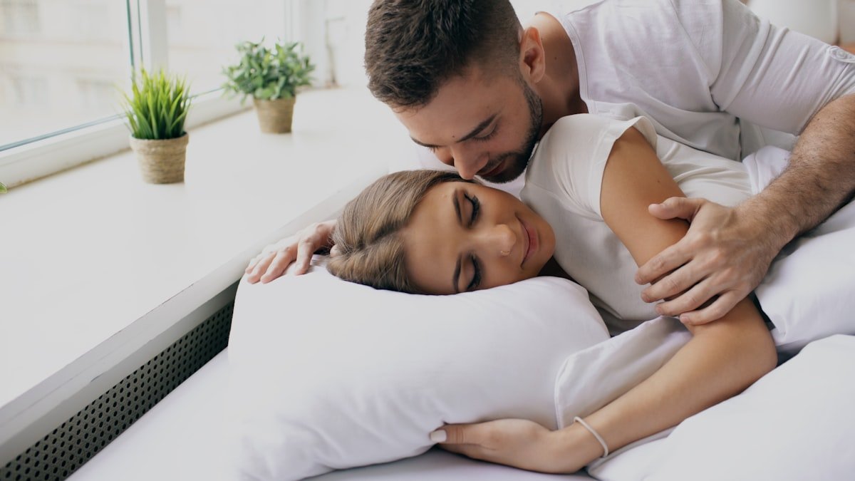 Intimité et sexualité : cultiver l&rsquo;épanouissement intime dans le couple