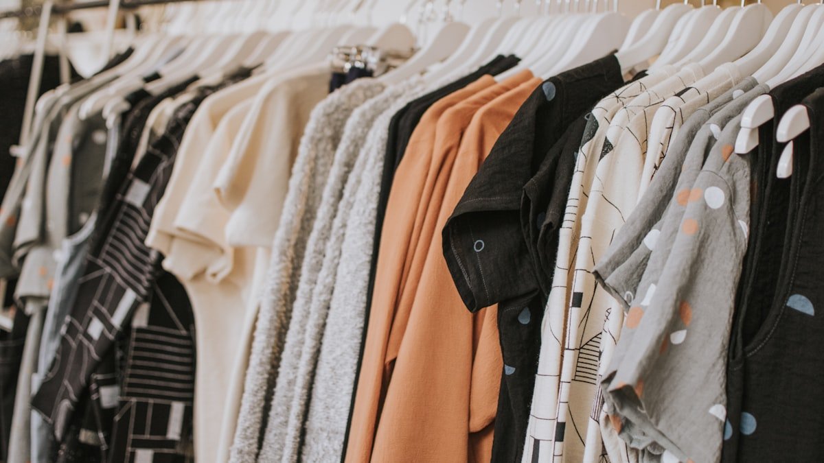 Marques et créateurs de mode : comprendre le paysage, les repères