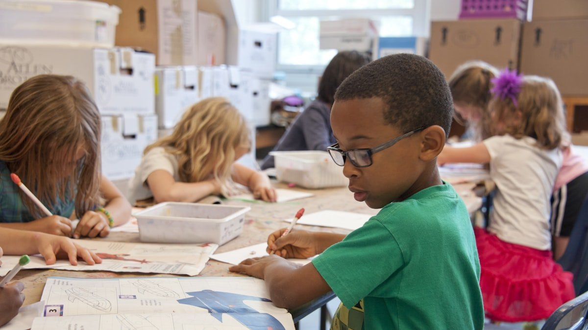 Aider son enfant en maths : calcul, logique et confiance
