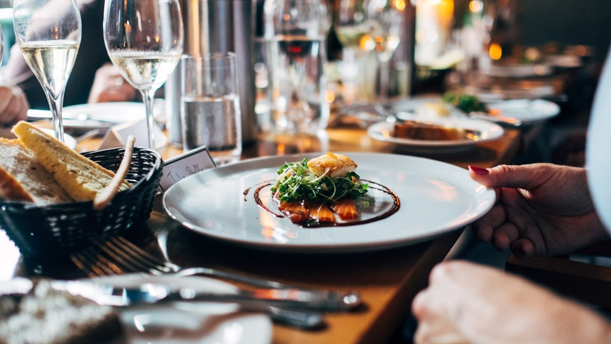 S’inspirer des grands chefs pour progresser en cuisine maison