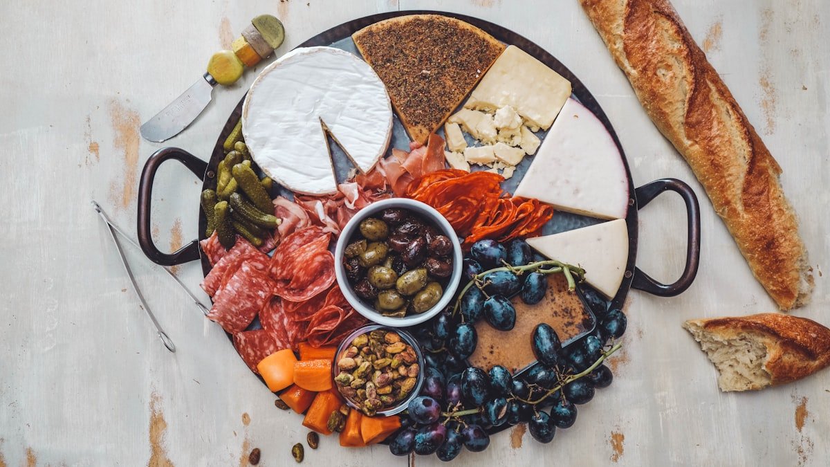 Apéritif et buffet réussis : idées, quantités et organisation