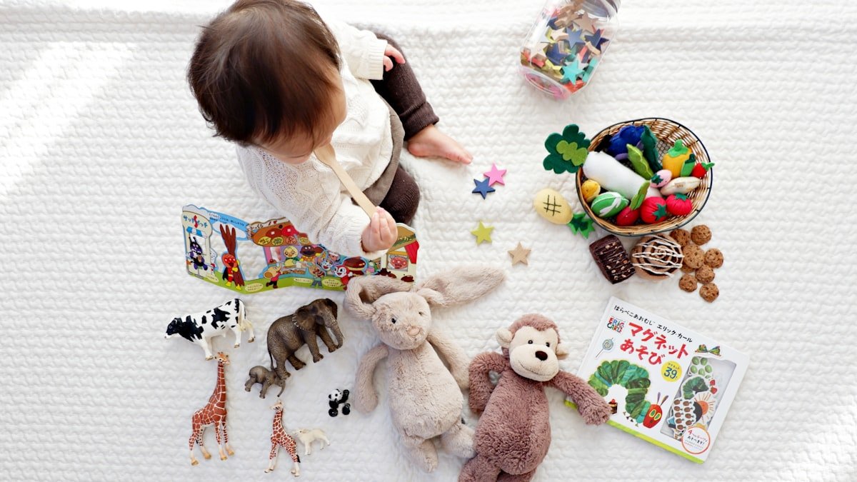 Prénoms de fille : tendances, significations et idées pour bien choisir
