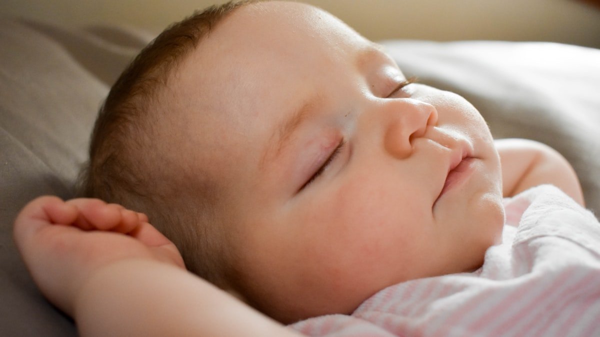 Le sommeil de bébé : l&rsquo;aider à faire ses nuits, en douceur