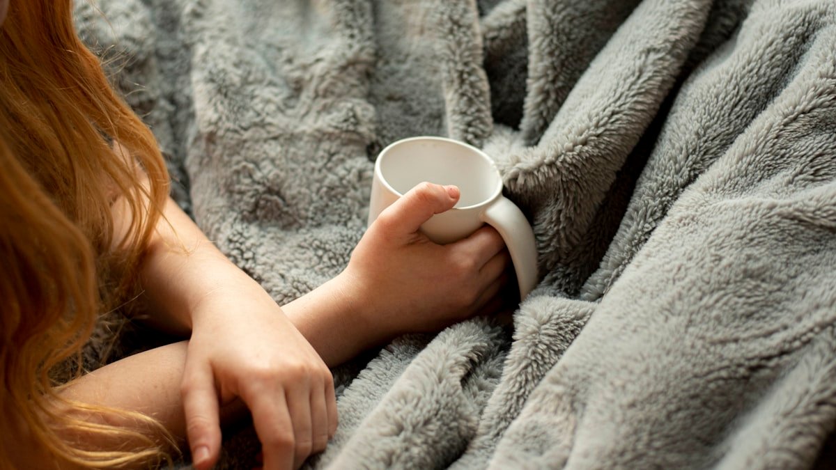 Séries feel-good : nos idées pour une soirée cocooning réussie