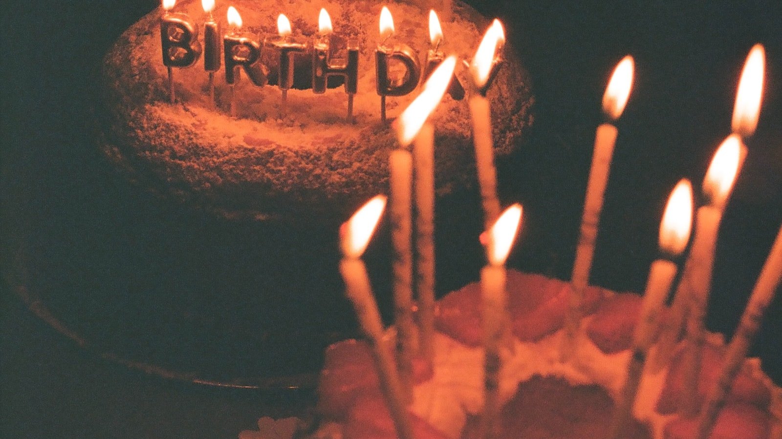 Réussir un anniversaire mémorable : idées, organisation et petits budgets
