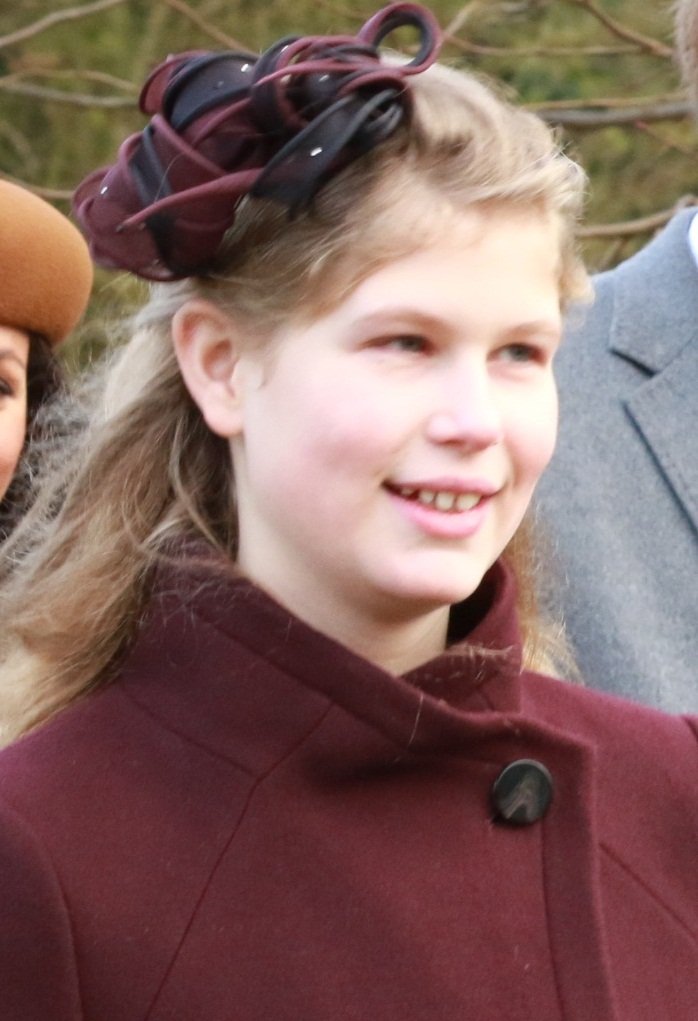 Lady Louise diplômée de St Andrews : la fille du duc et de la duchesse d’Édimbourg fête sa réussite