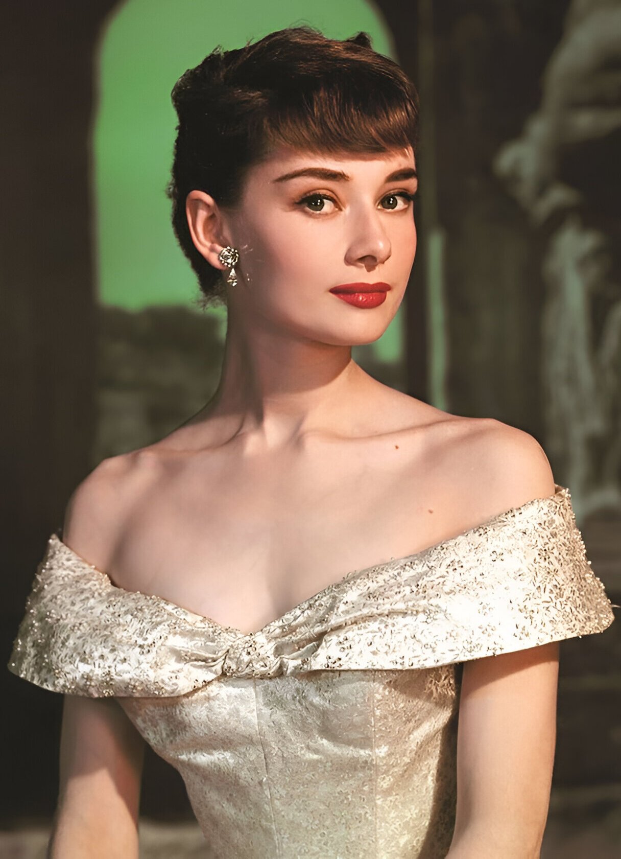Audrey Hepburn : l’élégance, le talent et l’engagement d’une icône