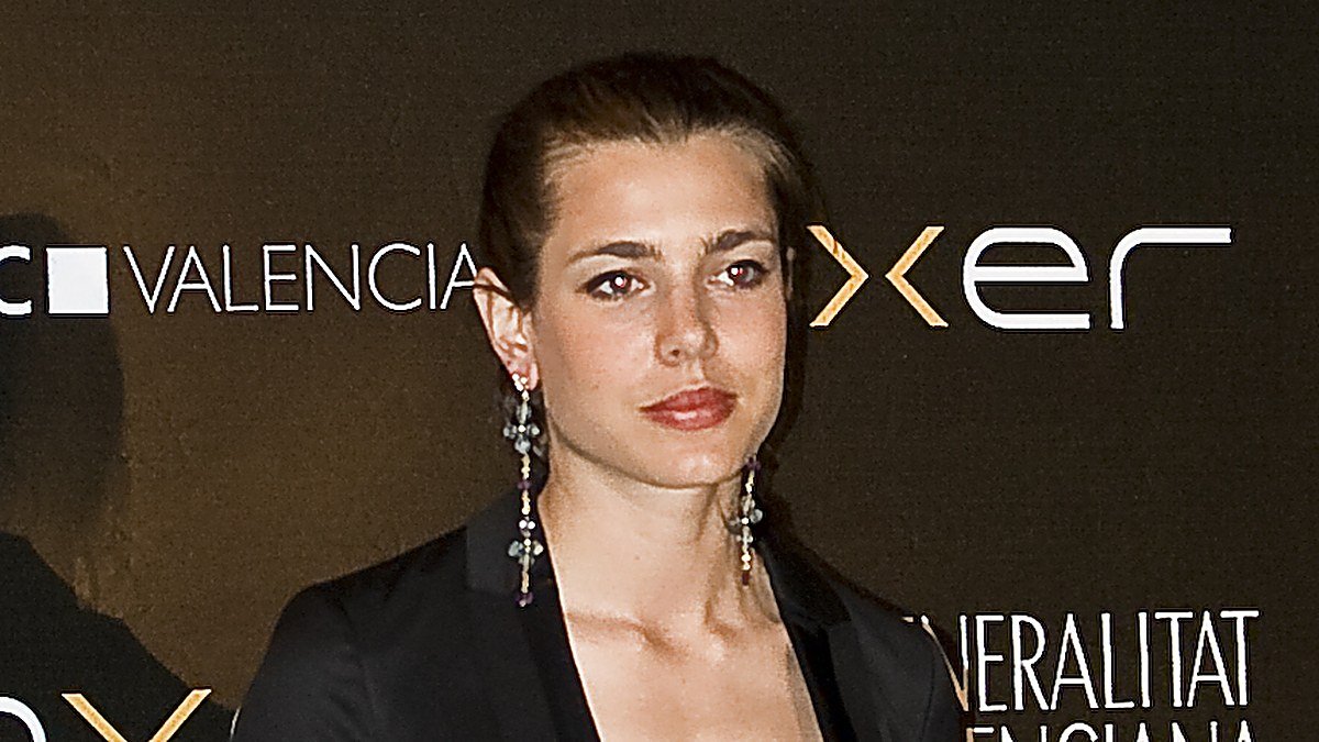 Charlotte Casiraghi et son premier livre « La fêlure » : la petite-fille de Grace Kelly qui a fait de la pensée un art de vivre