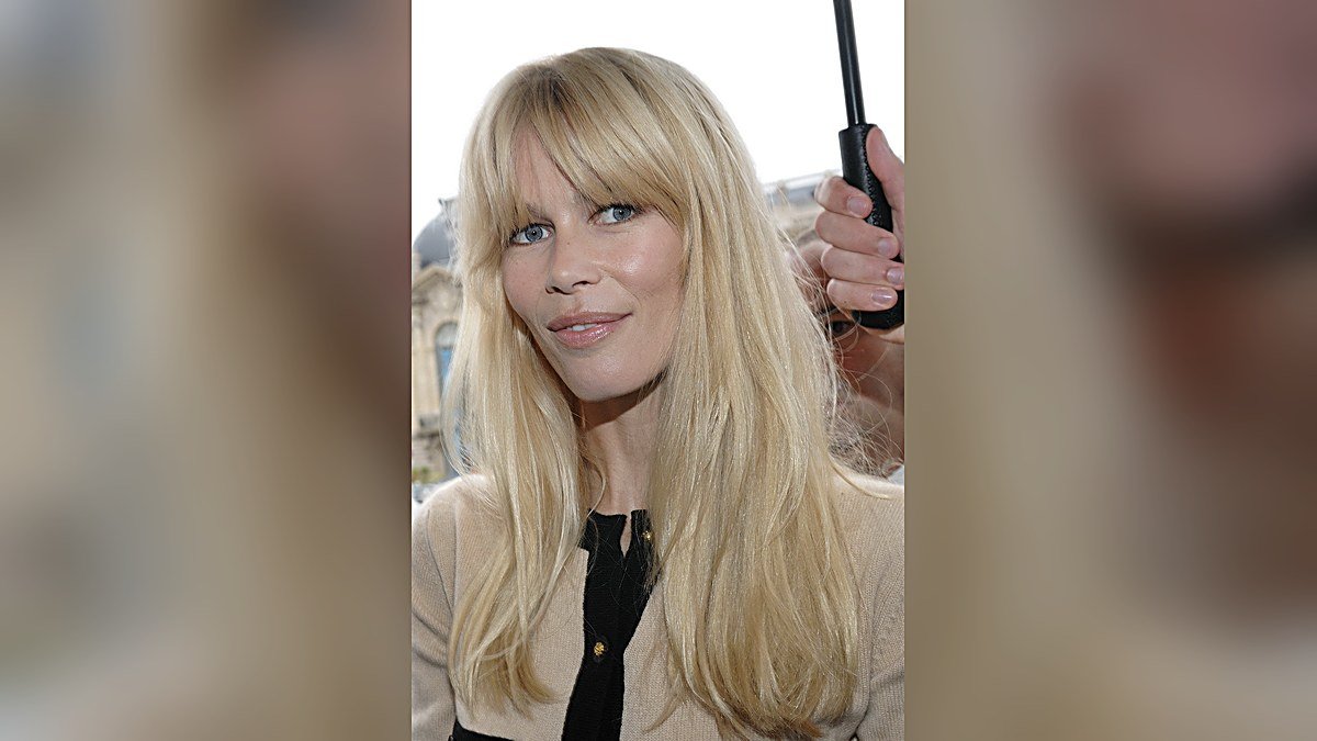 Claudia Schiffer, à quelques jours de ses 56 ans : la top model qui a fait de la réinvention un art de vivre