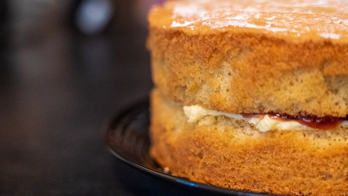 Réussir une génoise légère et aérienne : la base de tous les gâteaux