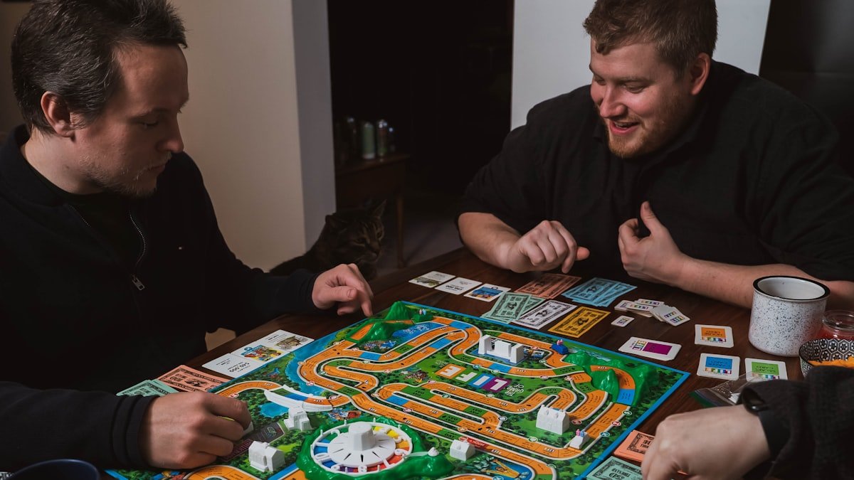 Les jeux de société à deux : nos idées pour des soirées en duo