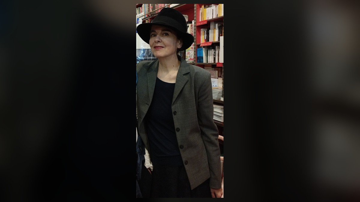 Amélie Nothomb signe sa 35e rentrée avec « L’adolescence du perroquet » : la romancière qui a fait de l’écriture et de la régularité un art de vivre