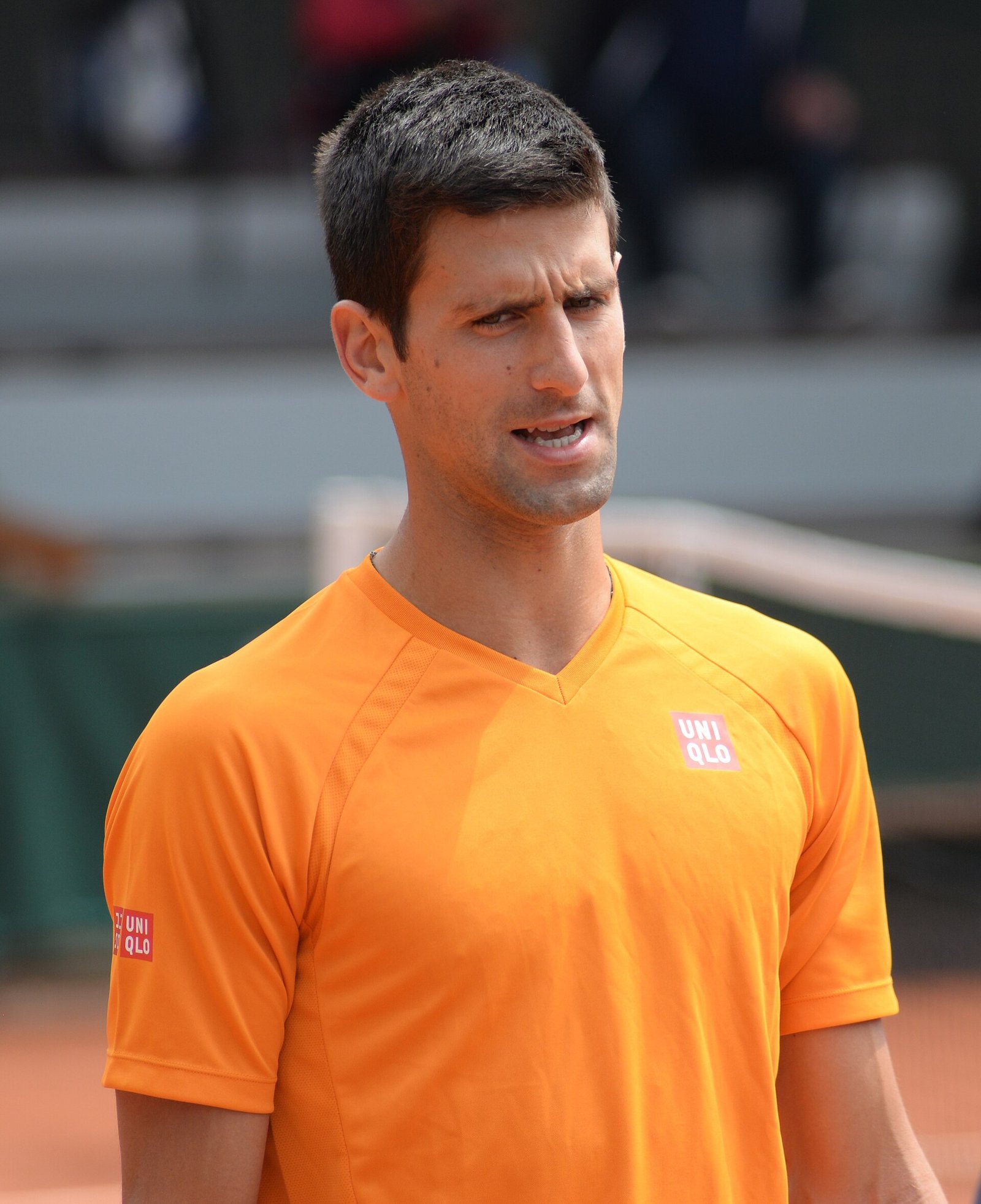 Novak Djokovic, joueur de tennis serbe, sur un court