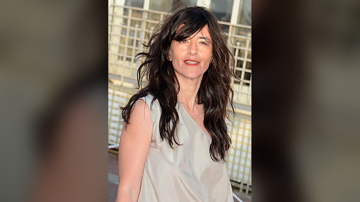 Romane Bohringer fête ses 53 ans : la fille de Richard Bohringer qui a tracé sa propre route, du plateau à la mise en scène