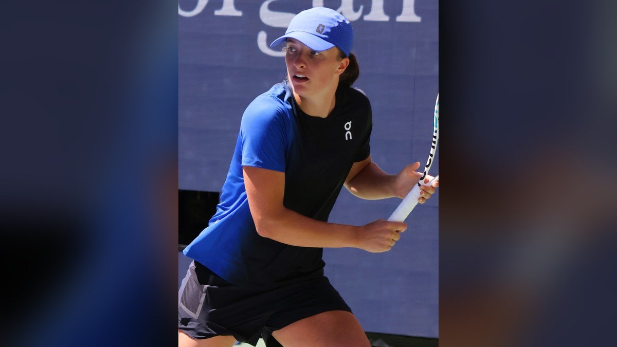 Iga Świątek lance sa campagne à l’US Open 2026 : la championne qui a fait de la constance et de la sérénité un art de vivre