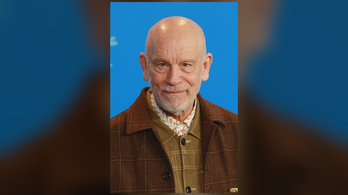 John Malkovich en compétition à la Mostra de Venise 2026 avec « Wild Horse Nine » : l’acteur qui a fait de la métamorphose et de la liberté un art de vivre