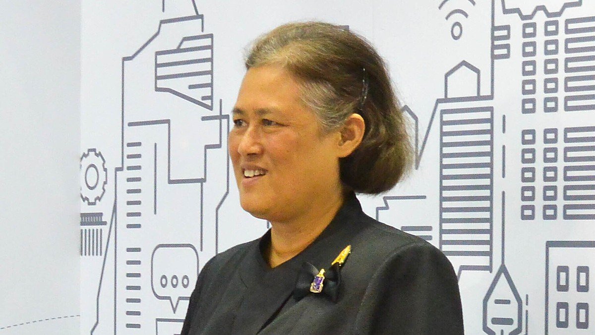 La princesse Sirindhorn de Thaïlande, l’ange du royaume : la souveraine savante qui a fait de l’éducation et de la générosité un art de vivre