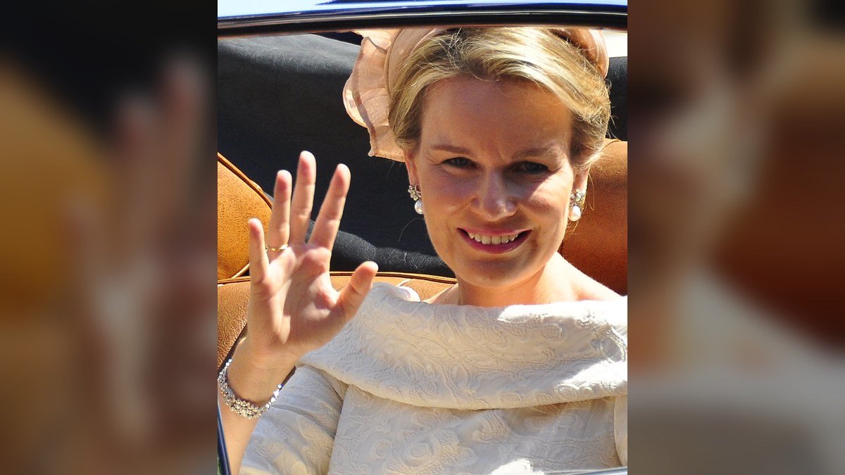 La reine Mathilde de Belgique voit ses quatre enfants prendre leur envol : la souveraine qui a fait de la présence et de la transmission un art de vivre