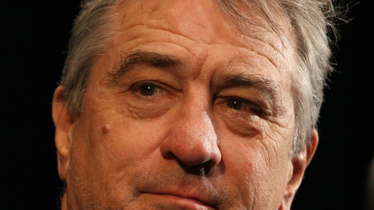Robert De Niro, à quelques jours de ses 83 ans : la légende du cinéma américain qui n&rsquo;a jamais lâché la passion du jeu
