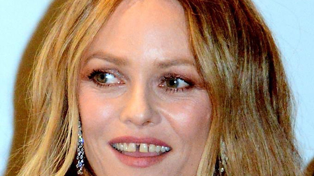 Vanessa Paradis, le retour des beaux jours : une artiste qui renoue avec la scène