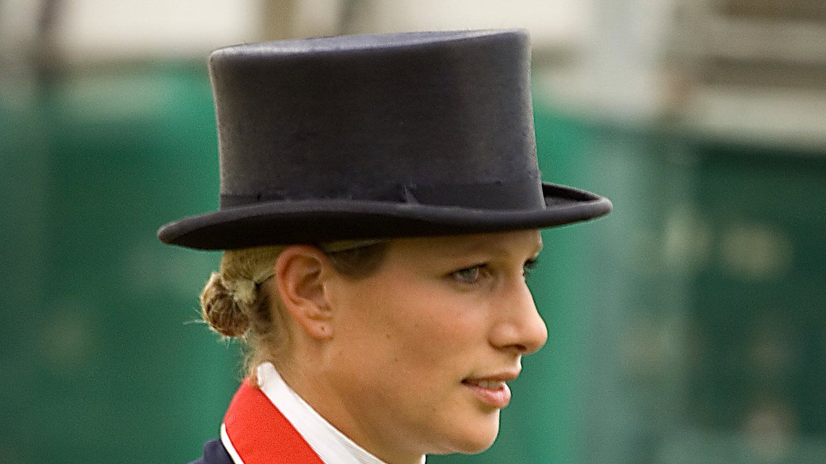 Zara Tindall retrouve Aix-la-Chapelle, vingt ans après son titre mondial : l&rsquo;équilibre chevillé au corps