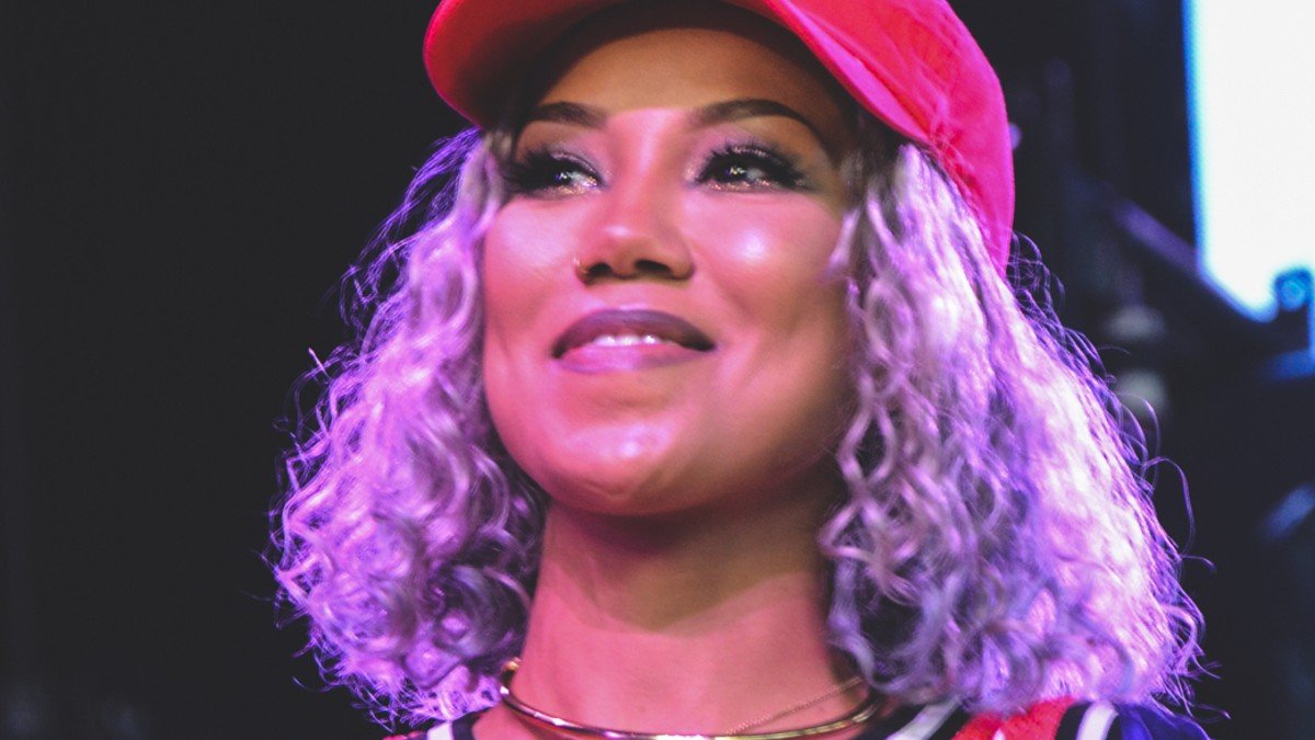 Jhené Aiko dévoile « Westside Whimsy » : la chanteuse qui a fait de la douceur et de la sérénité une signature