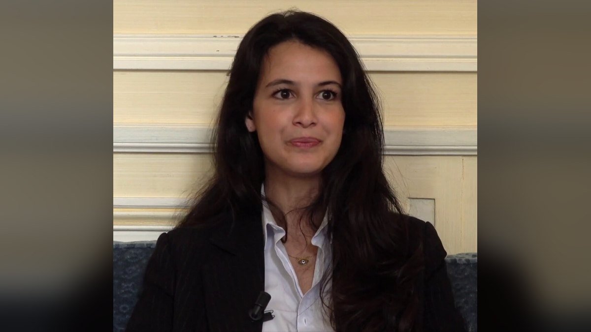 Lilia Hassaine en lice pour le Goncourt 2026 avec « Je » : la romancière qui a fait de la lucidité et de l&rsquo;audace un art de vivre