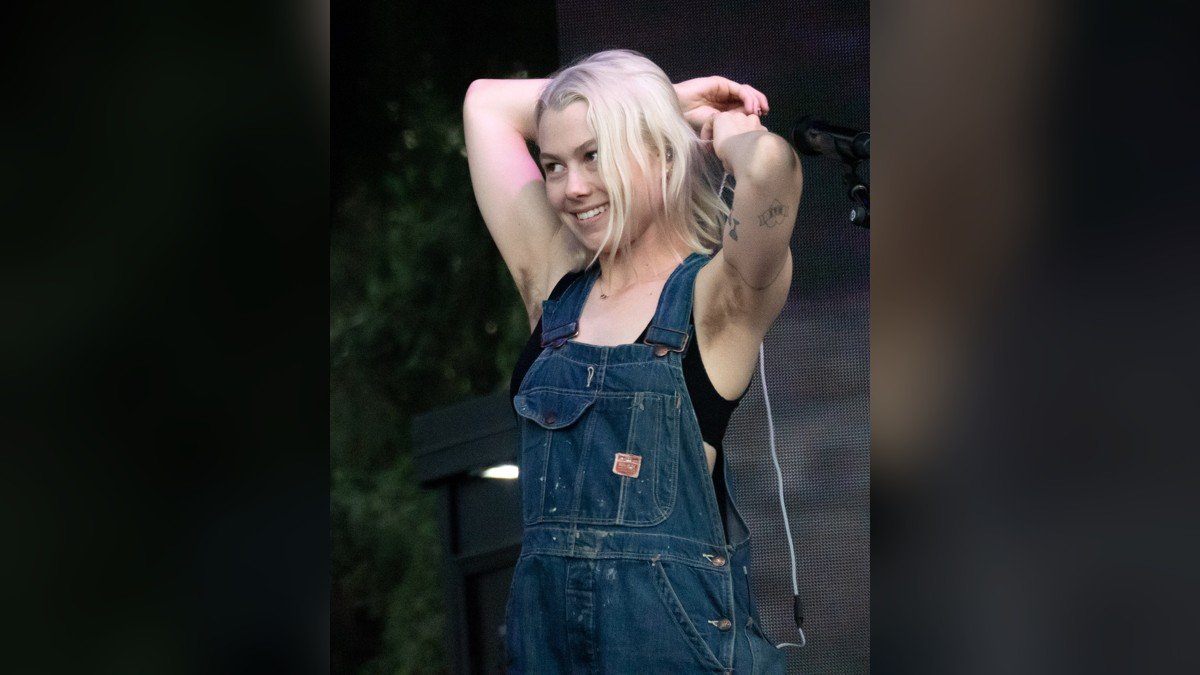 Phoebe Bridgers dévoile son album « Lost Weekend » : la chanteuse qui a fait de la sensibilité et de la sincérité un art de vivre