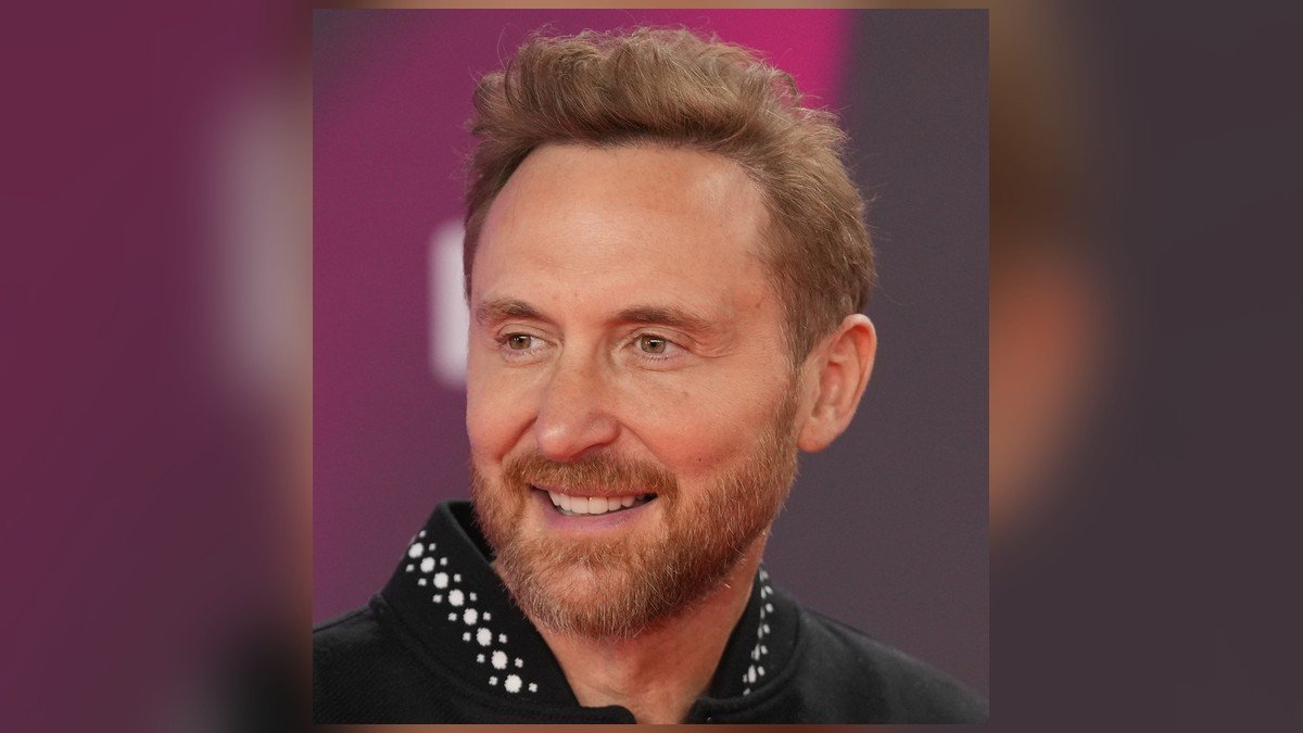 David Guetta en tête des nominations des NRJ Music Awards 2026 : le DJ qui a fait de l&rsquo;énergie et de la générosité une signature