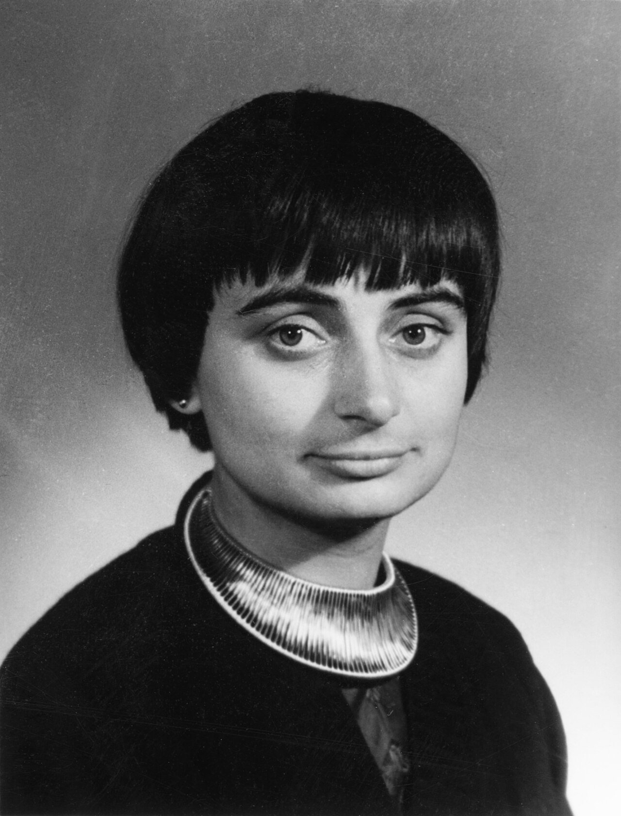 Portrait d'Agnès Varda, cinéaste, au début des années 1960