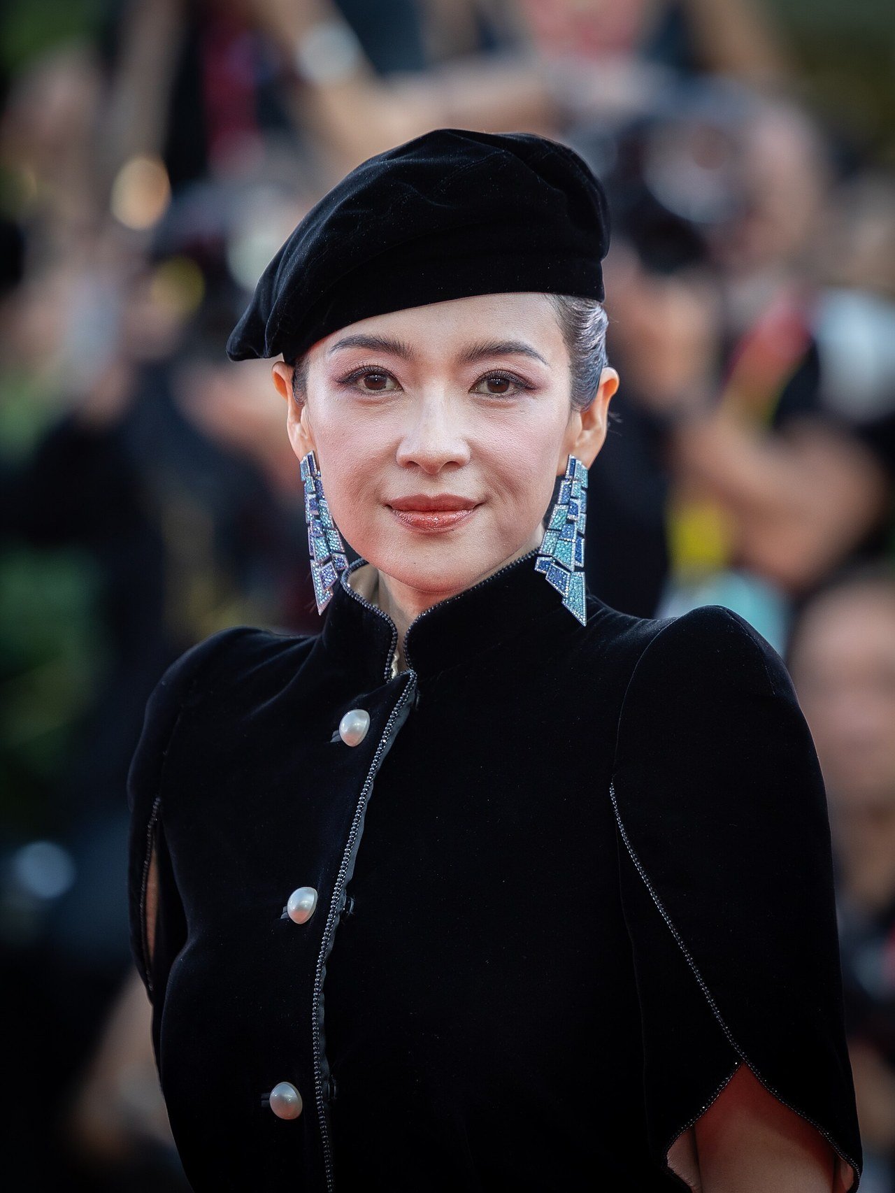 Zhang Ziyi, actrice chinoise, sur un tapis rouge